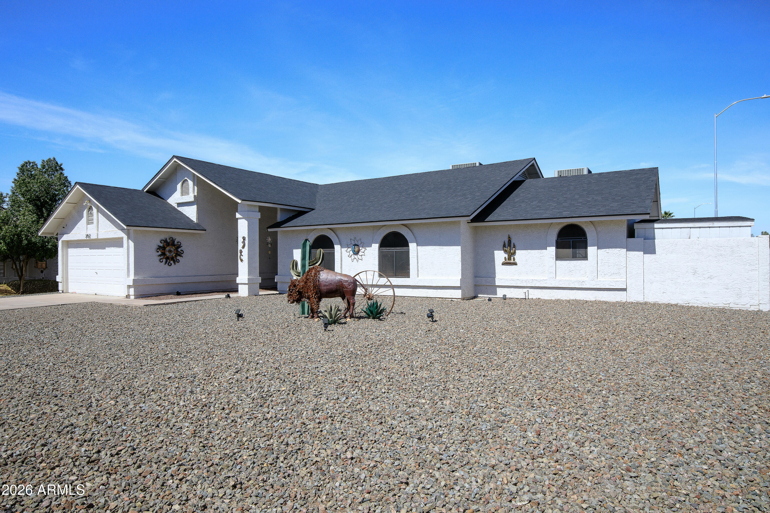 3752 E EMERALD Avenue