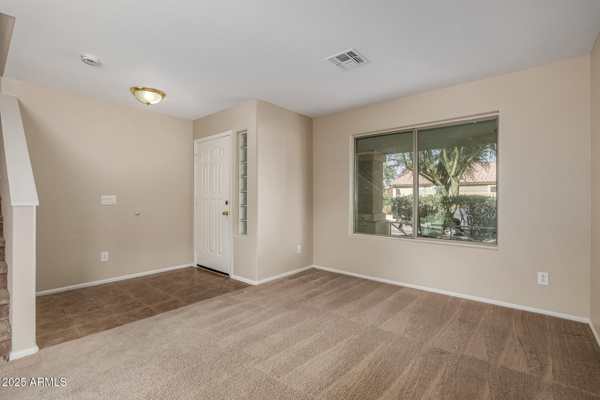 1089 E MOUNTAIN VIEW Road