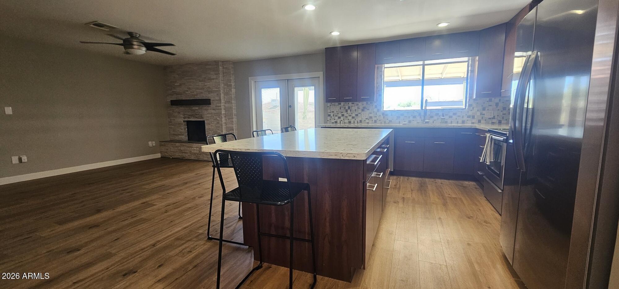 1131 E REDFIELD Road