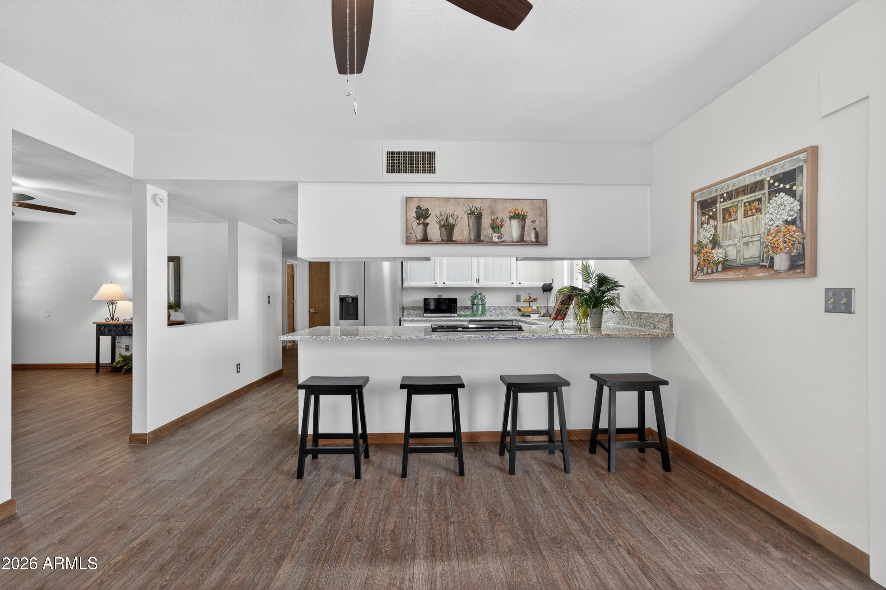 VISTA VILLAGE 5 - Residential