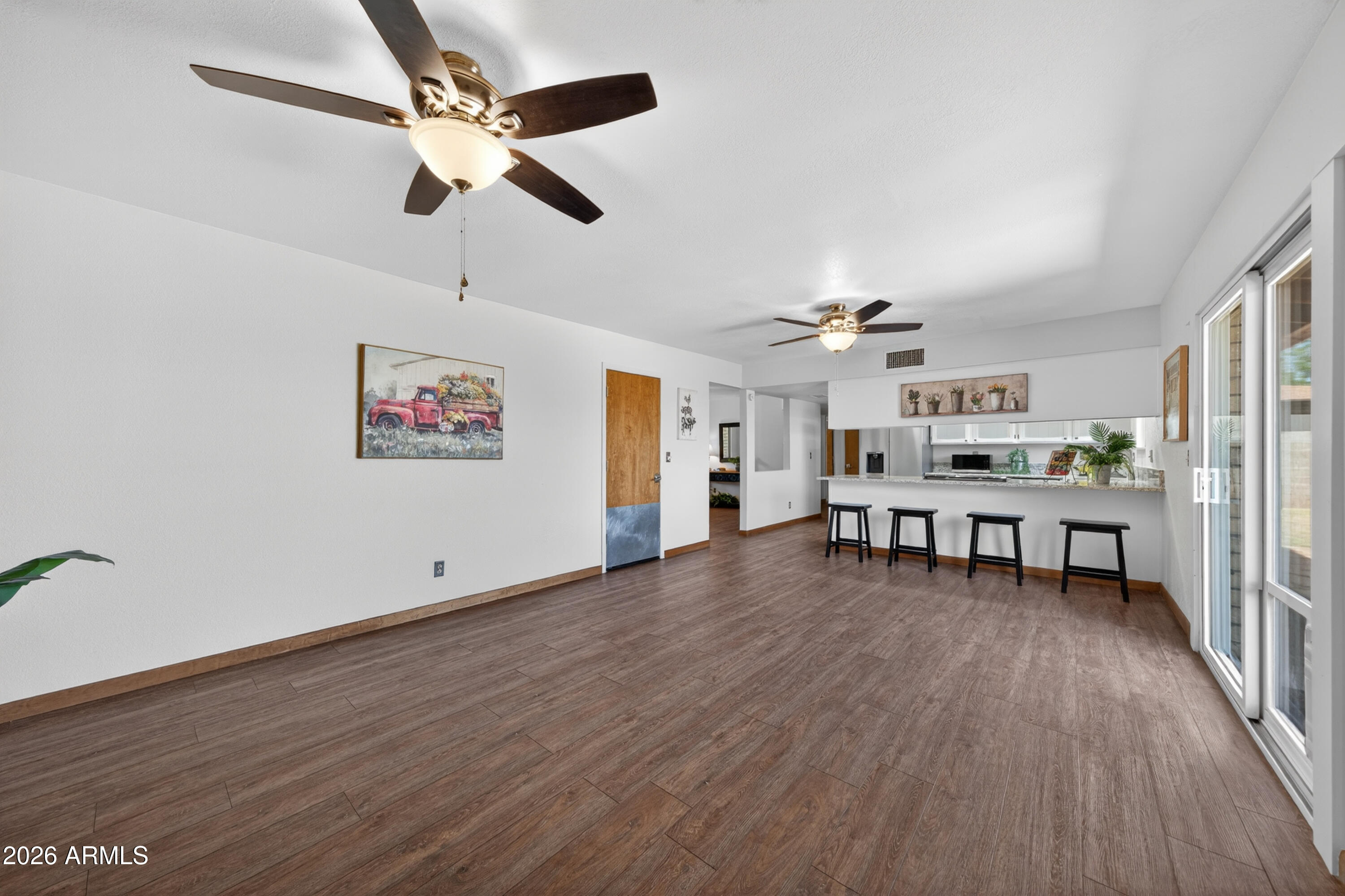 VISTA VILLAGE 5 - Residential