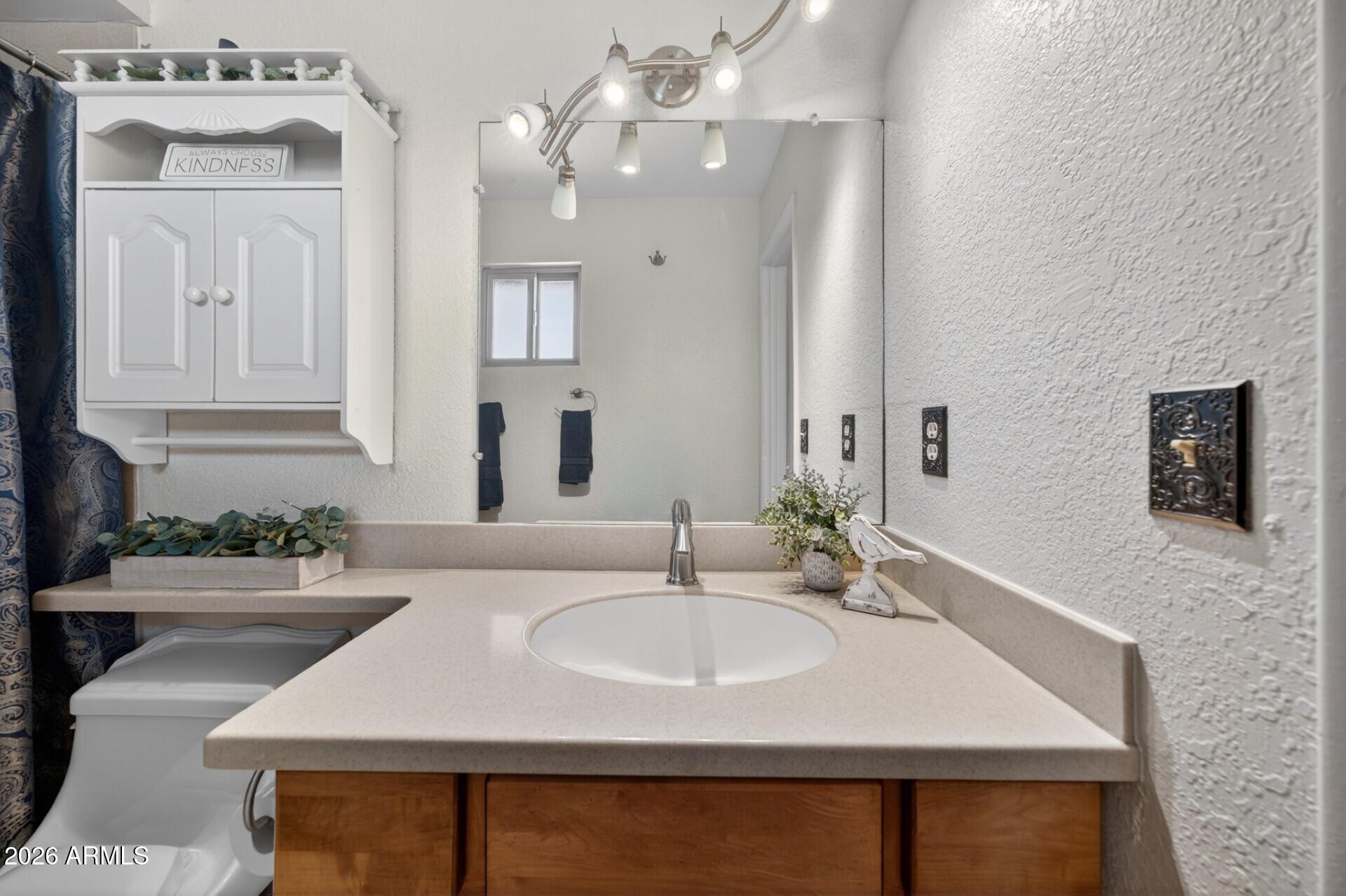 VISTA VILLAGE 5 - Residential