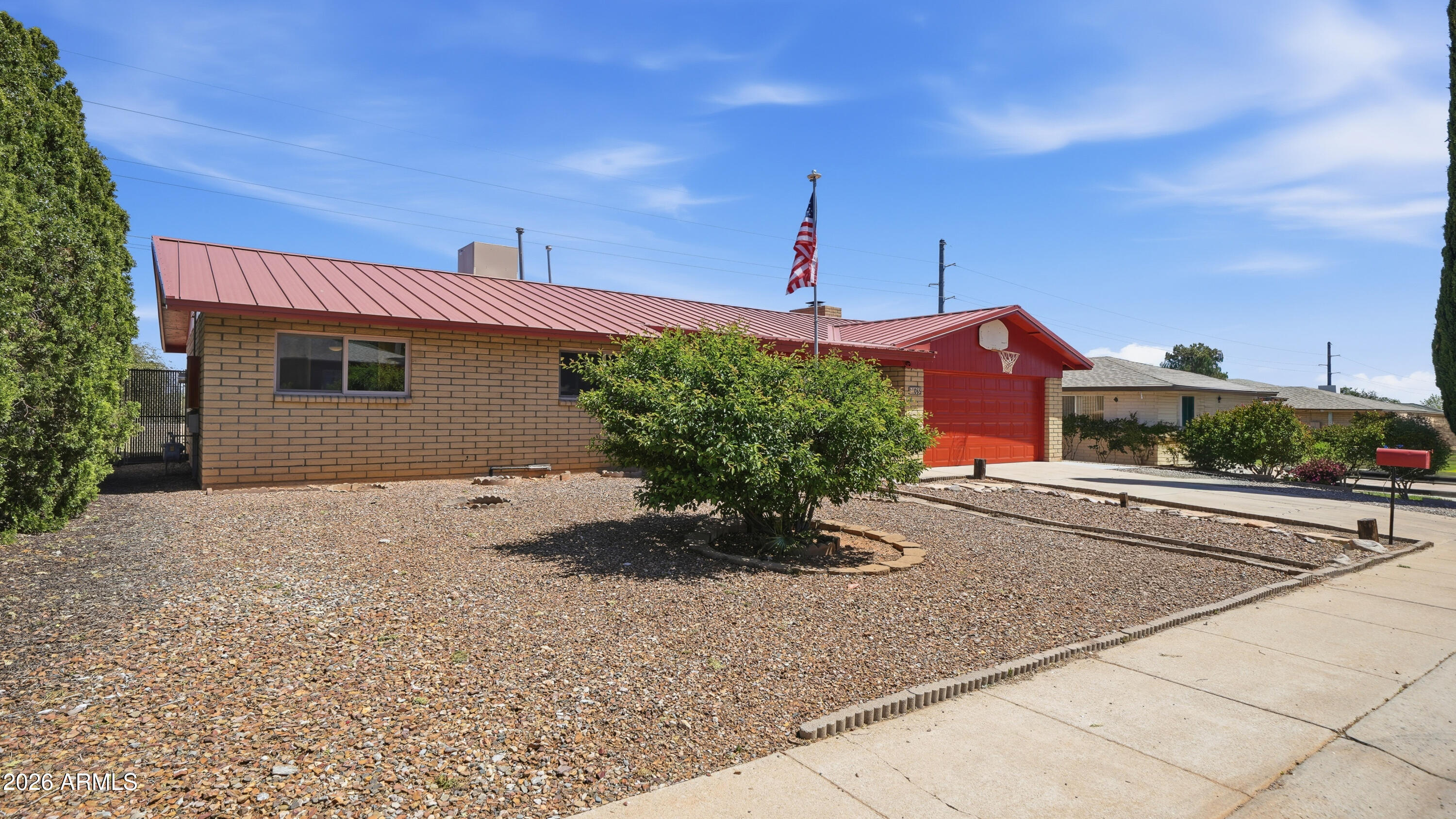 1065 N CATALINA Drive