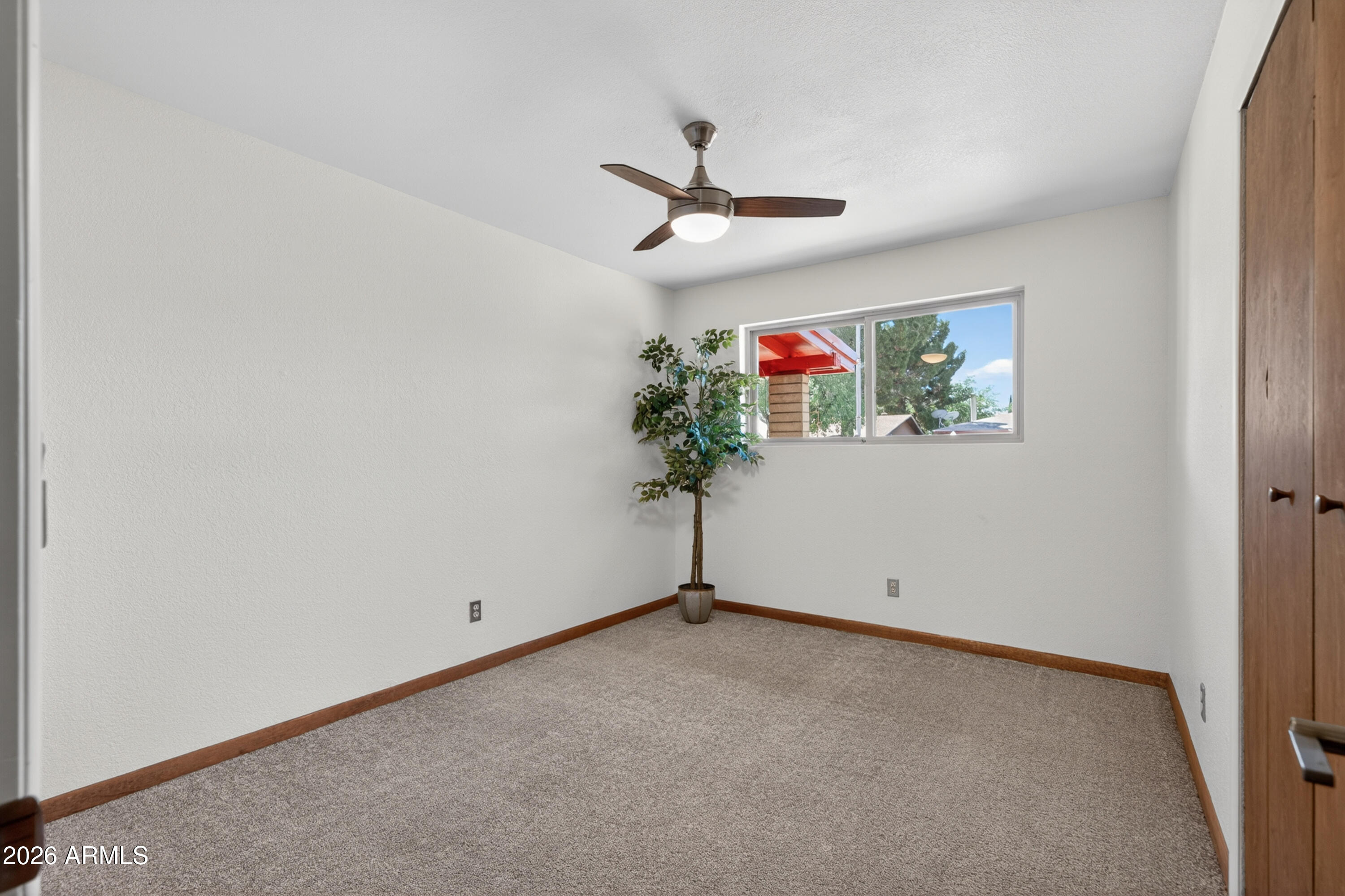 VISTA VILLAGE 5 - Residential