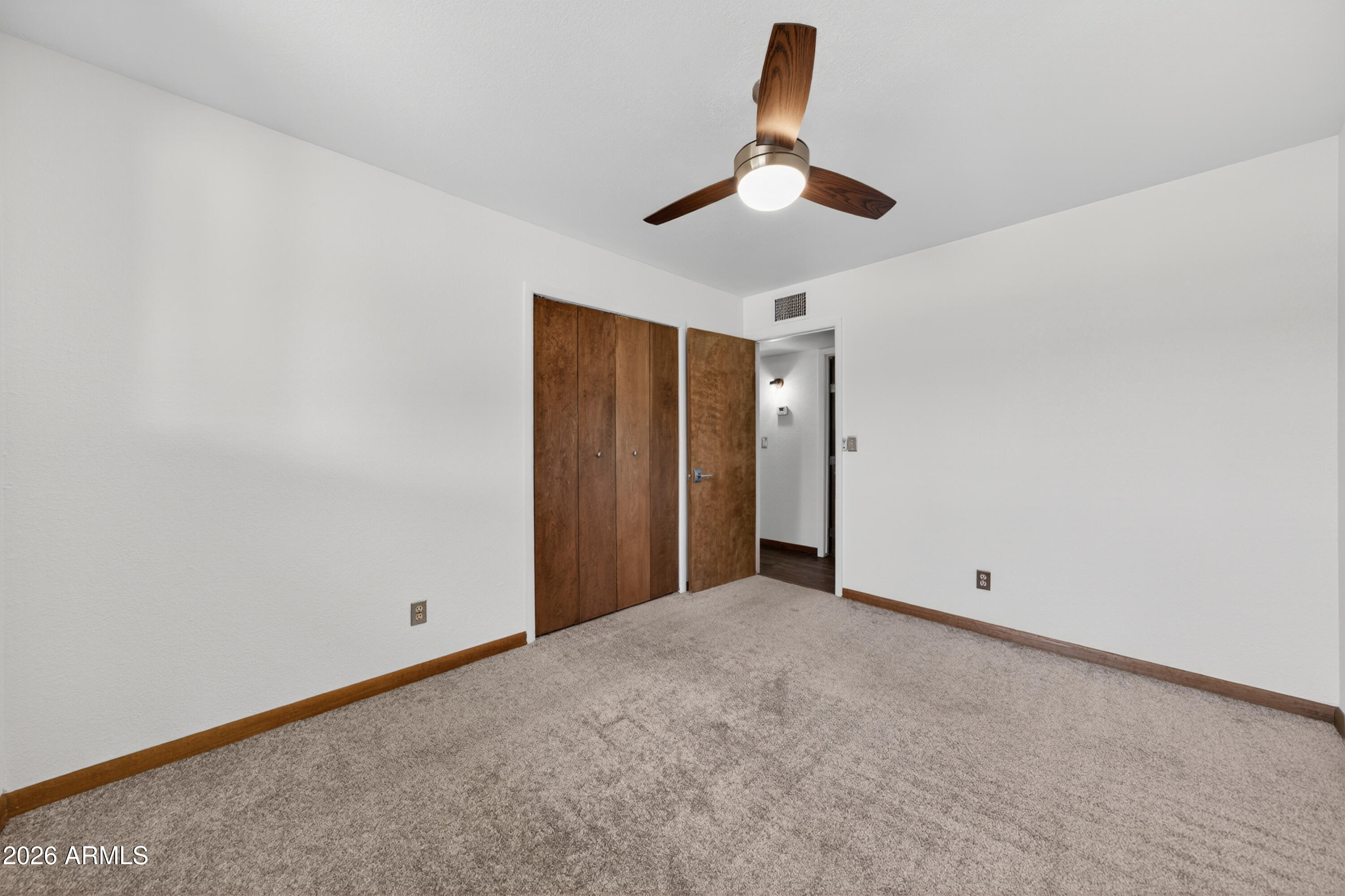 VISTA VILLAGE 5 - Residential