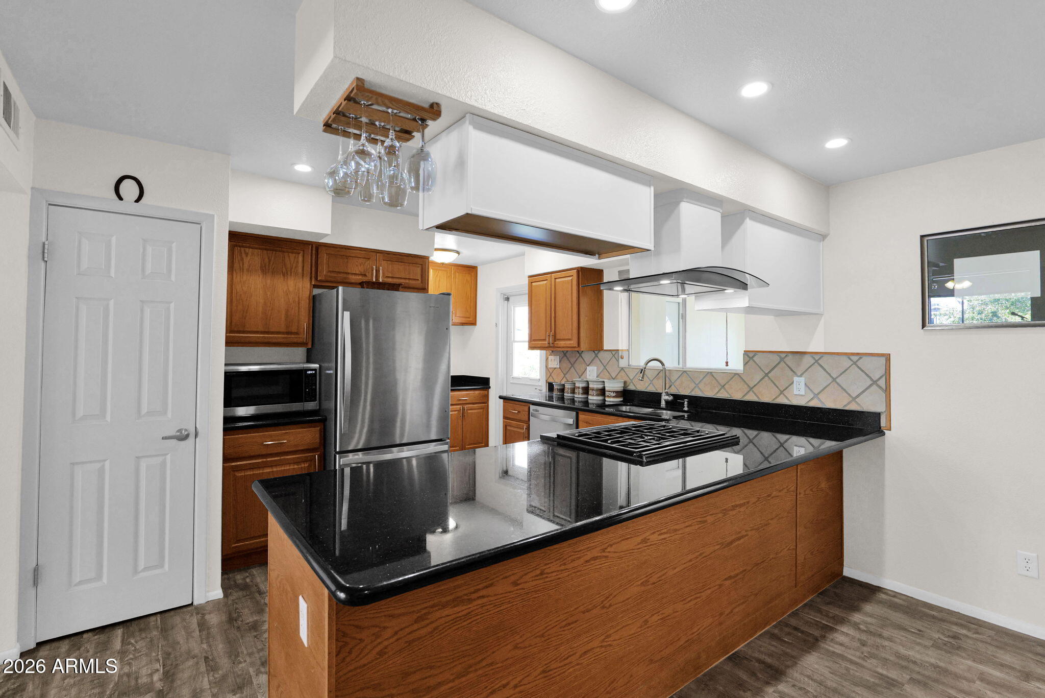 3833 E DESERT COVE Avenue