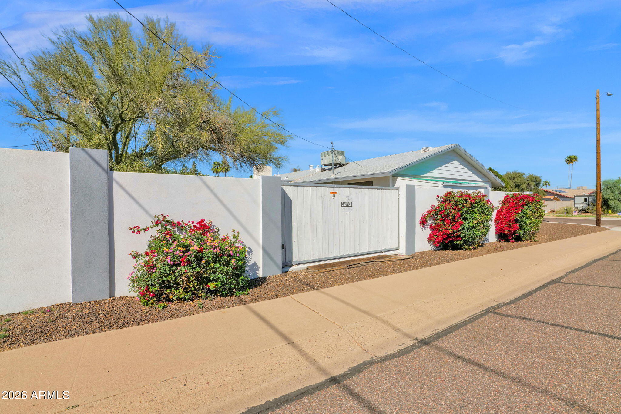 3833 E DESERT COVE Avenue