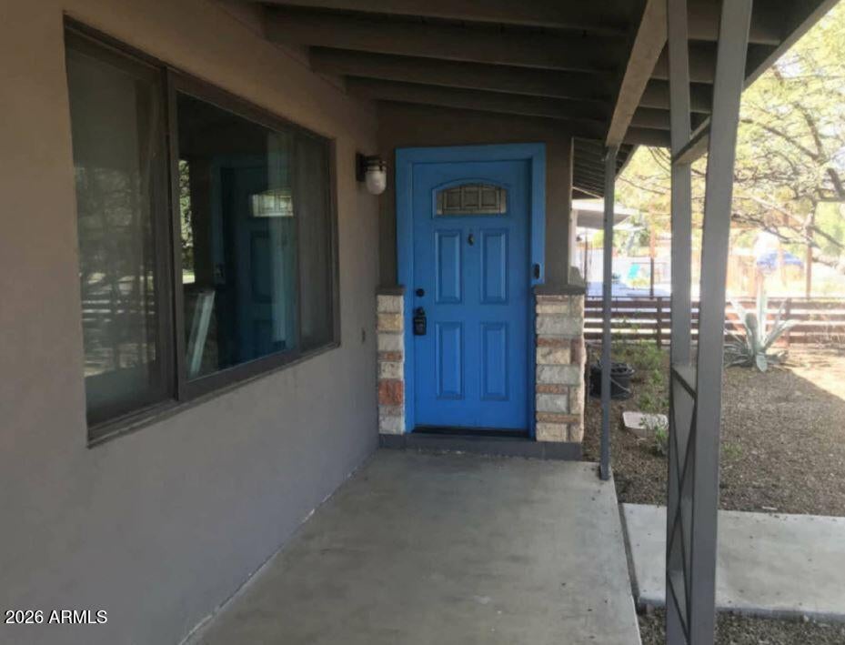 603 E SOLANA Drive