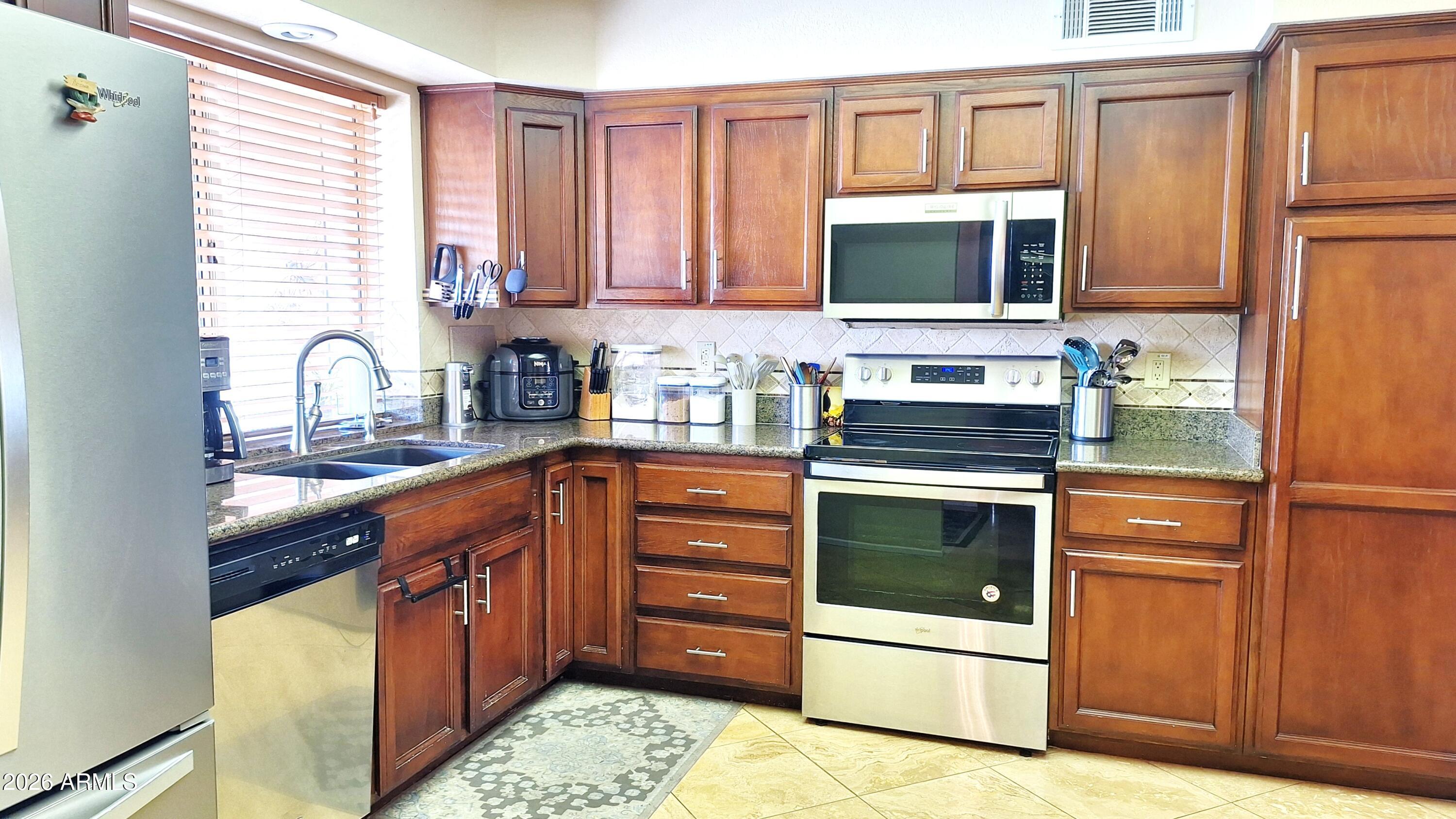 7726 E NEVILLE Avenue