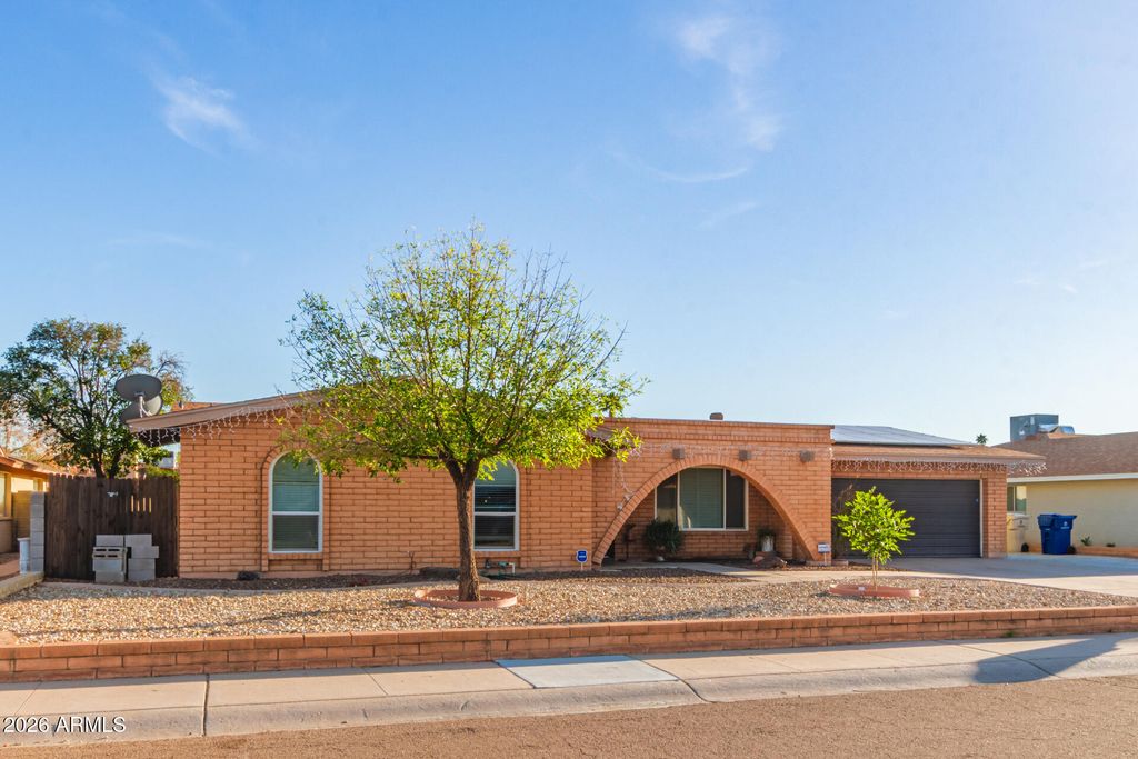 Photo of 4743 W Laurie Lane, Glendale, AZ 85302 (MLS # 6970498)