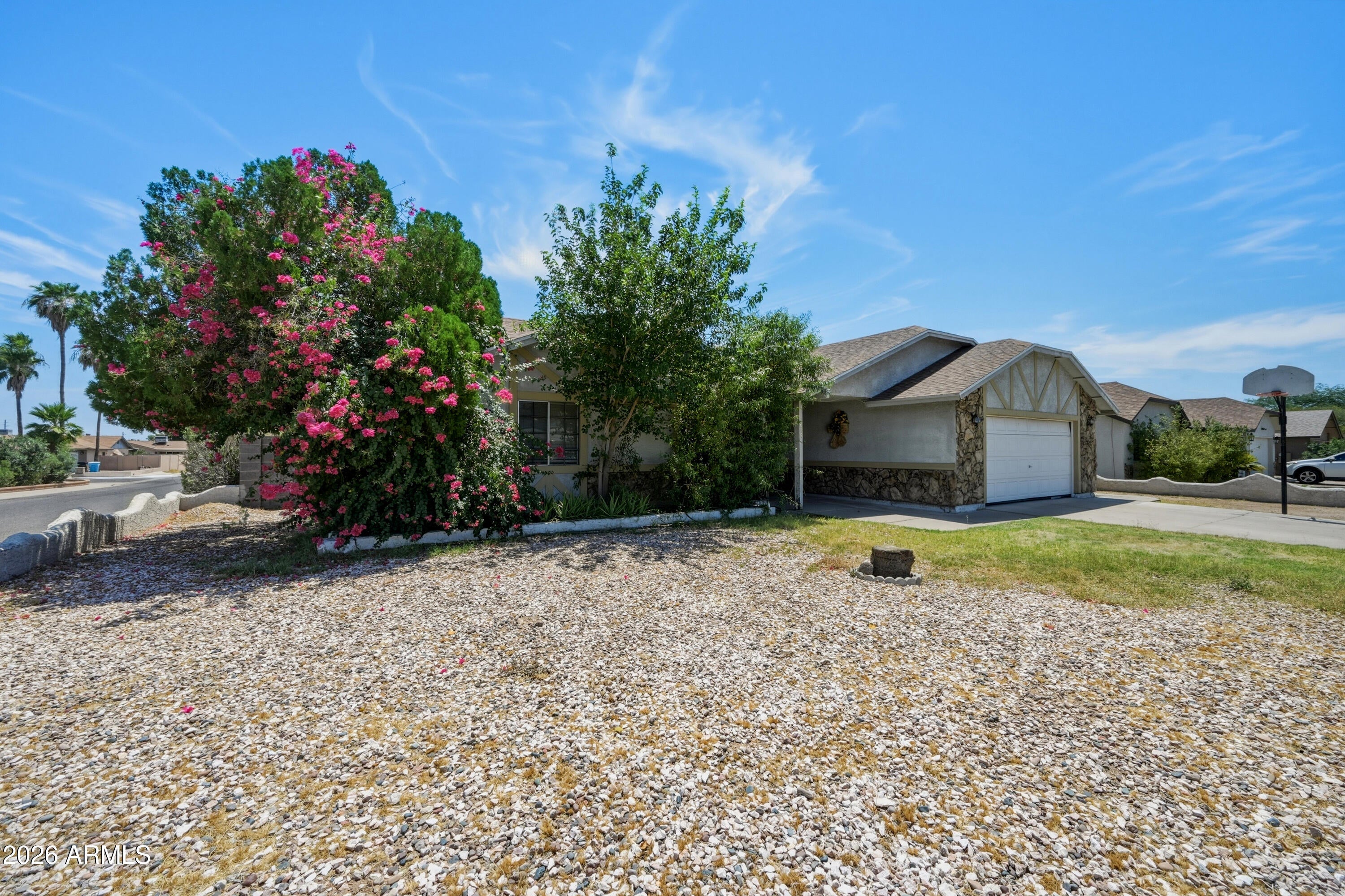 3539 W JOAN DE ARC Avenue