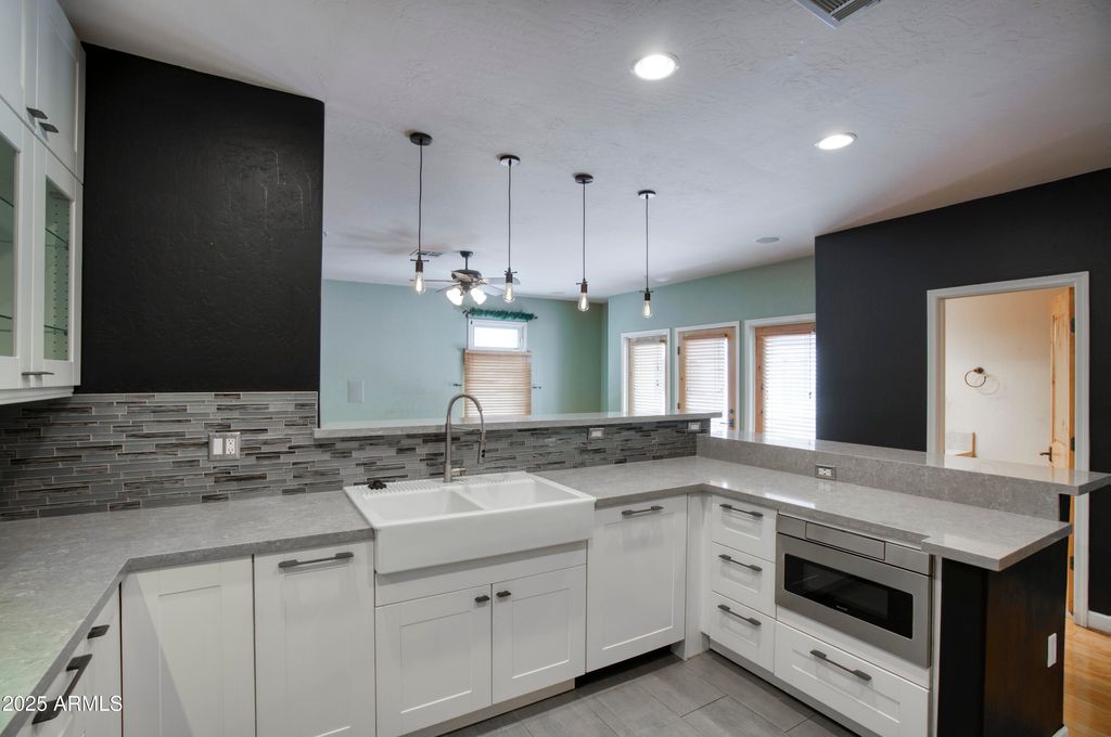 Photo of 235 W Portland Street, Phoenix, AZ 85003 (MLS # 6885580)