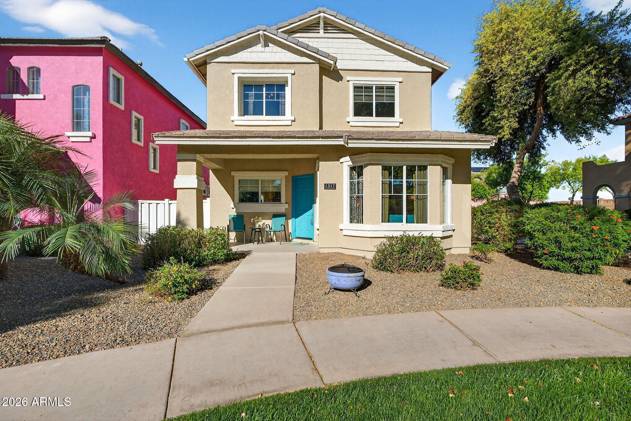 1317 S BANNING Street