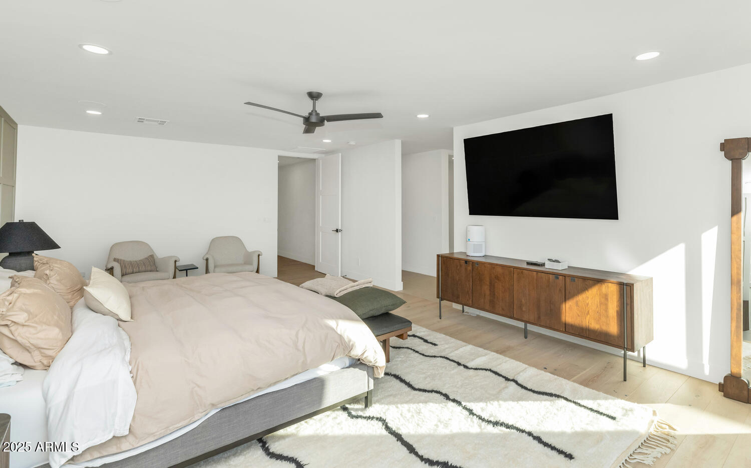 LAS SOMBRAS 2 - Residential