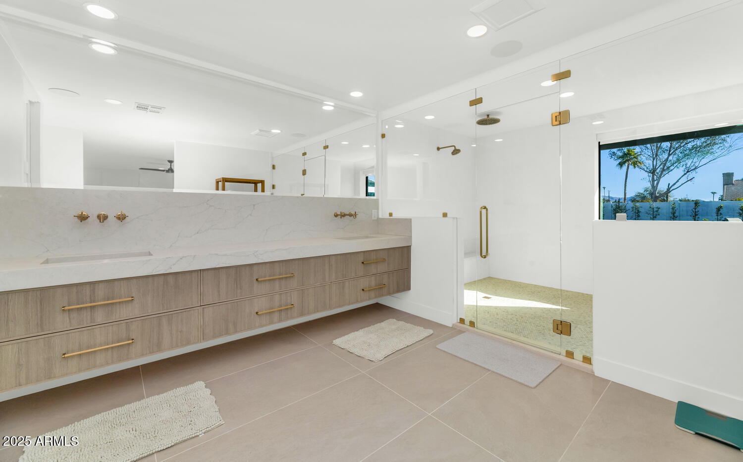 LAS SOMBRAS 2 - Residential
