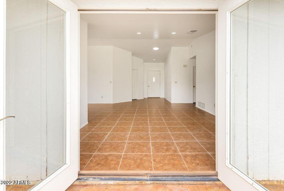 EAGLE RIDGE - Residential Lease