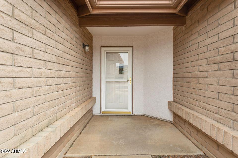 EAGLE RIDGE - Residential Lease