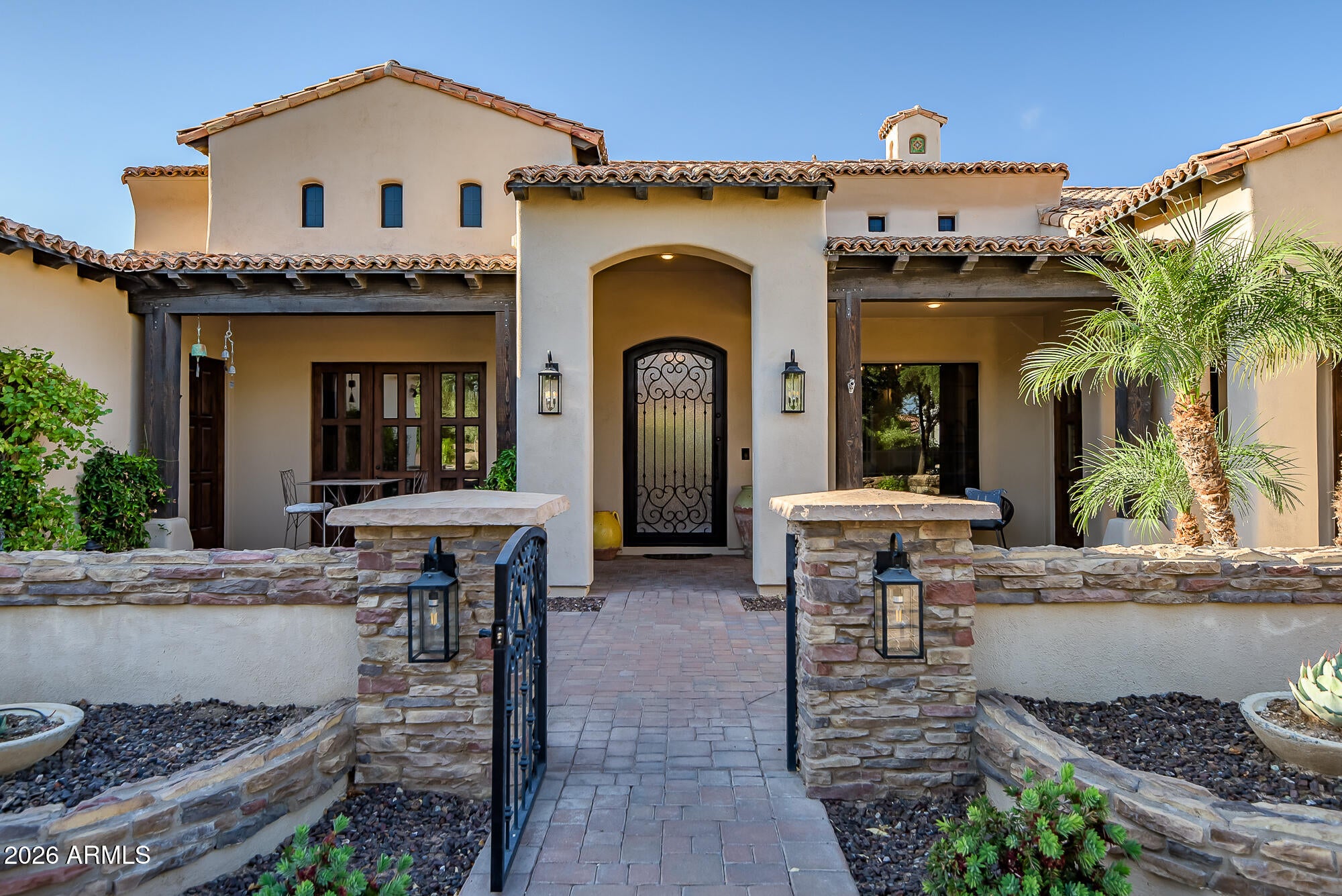 2914 E PORTOLA VALLEY Drive