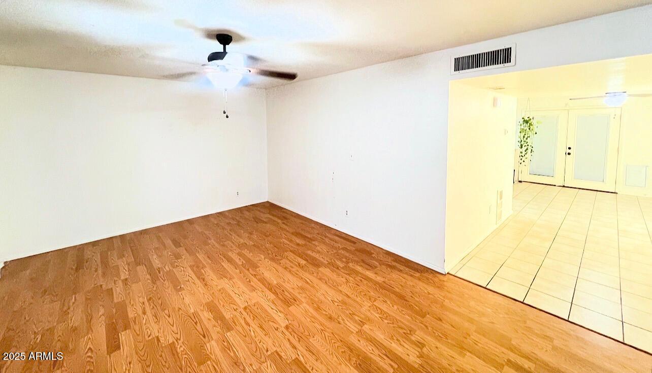 4448 W SOLANO Drive N