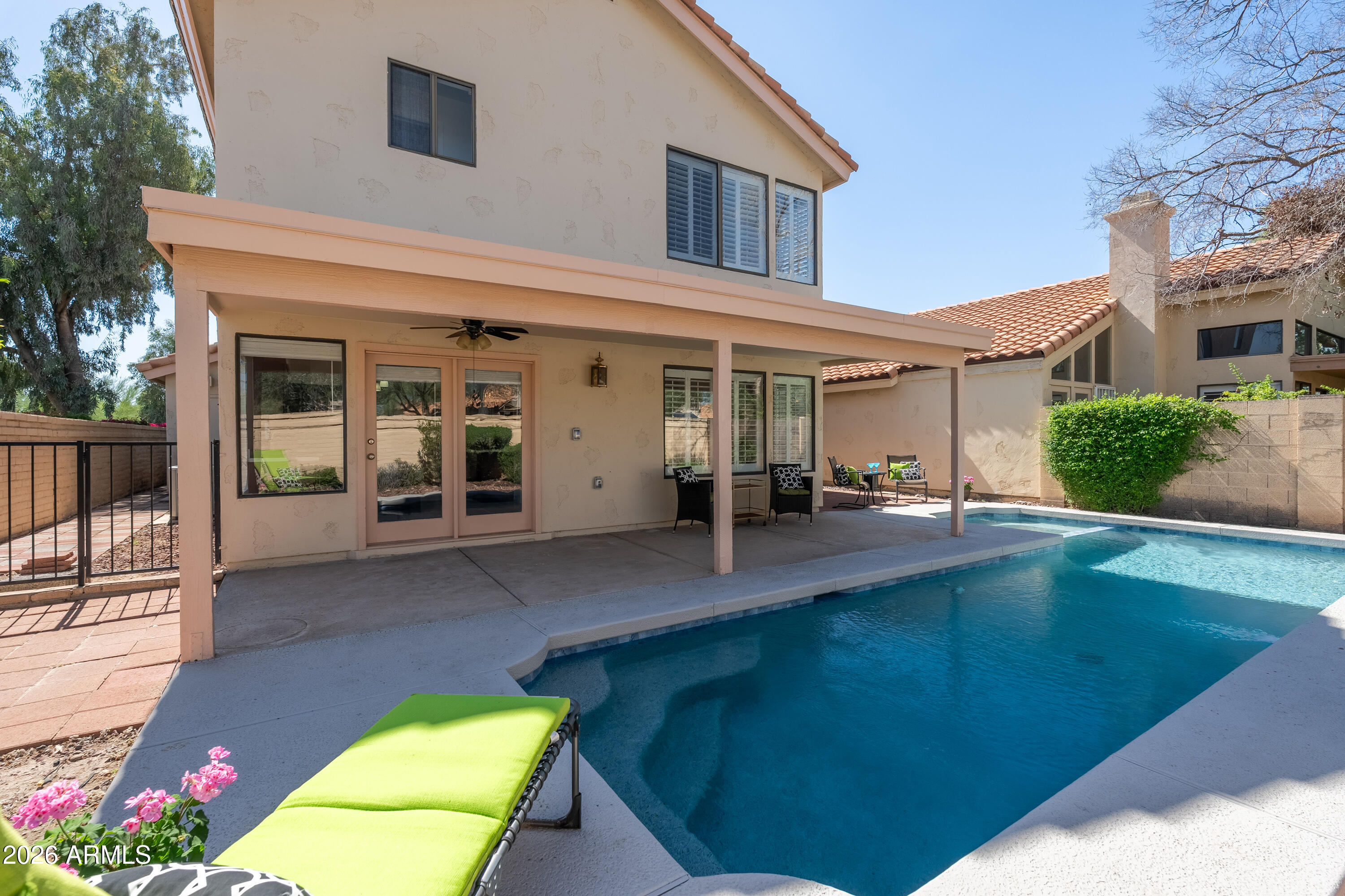 9596 E WINDROSE Drive