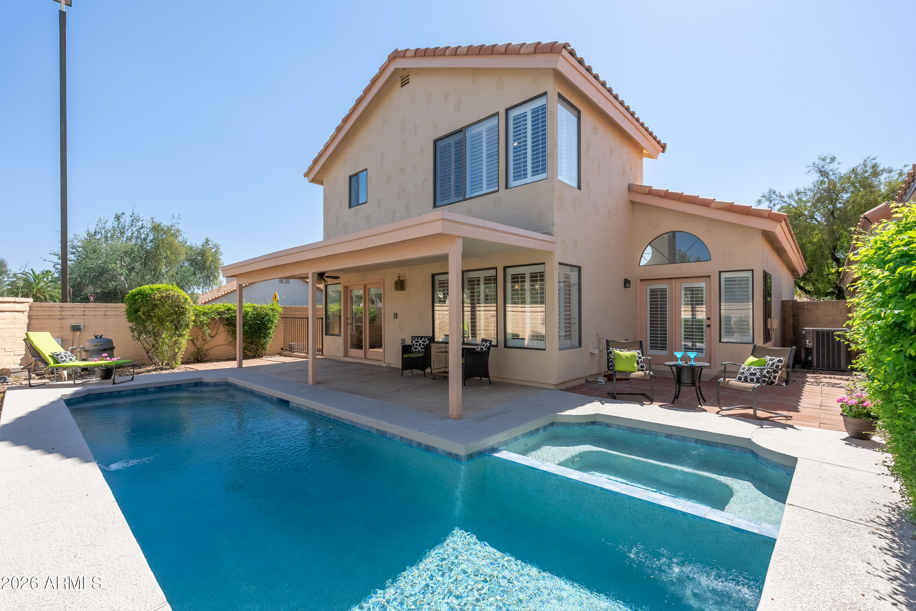 9596 E WINDROSE Drive