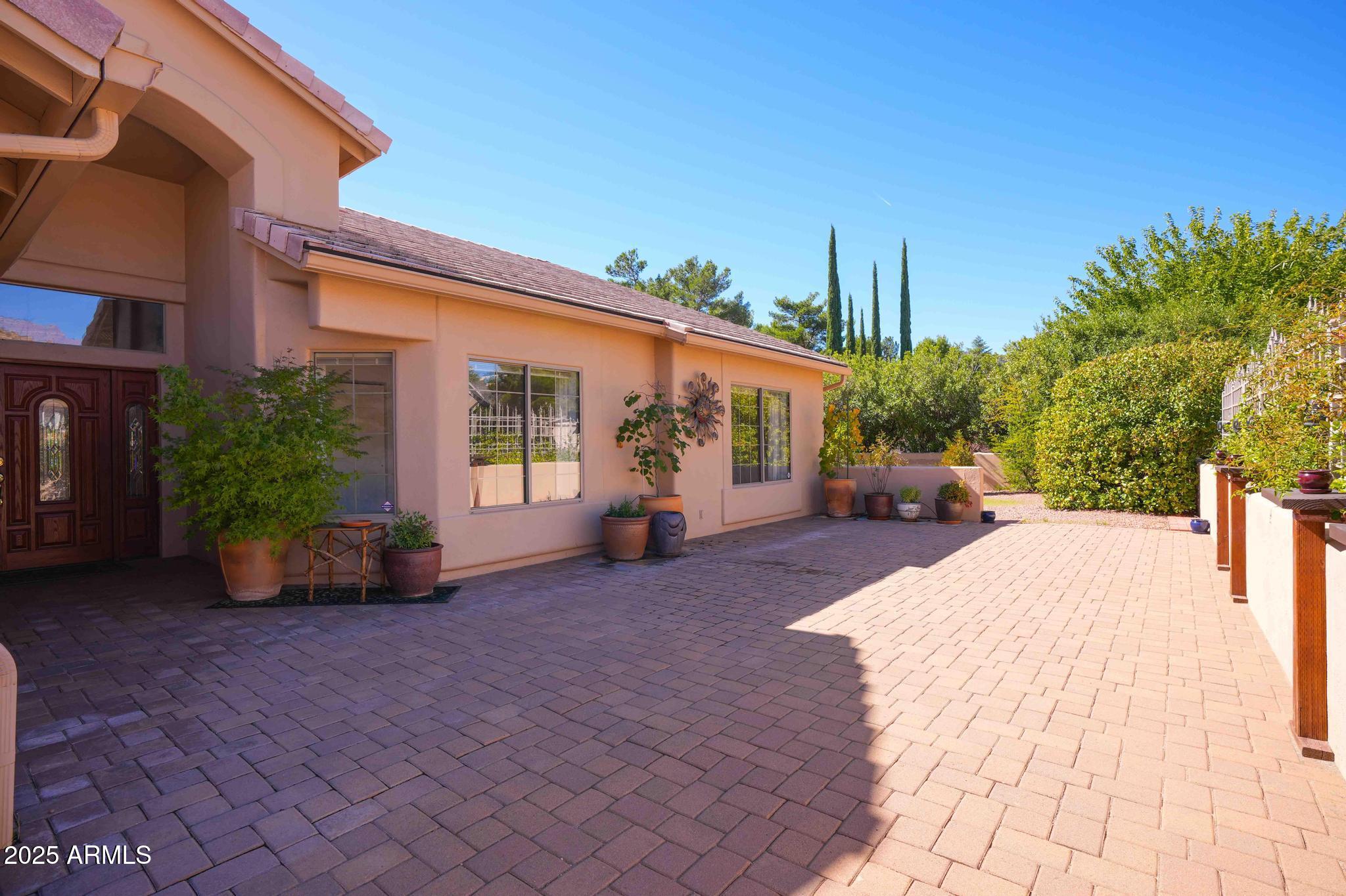 168 E TONTO Drive