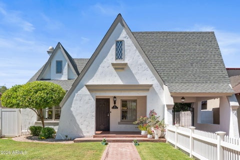 Photo of 84 W Lewis Avenue, Phoenix, AZ 85003 (MLS # 7040287)