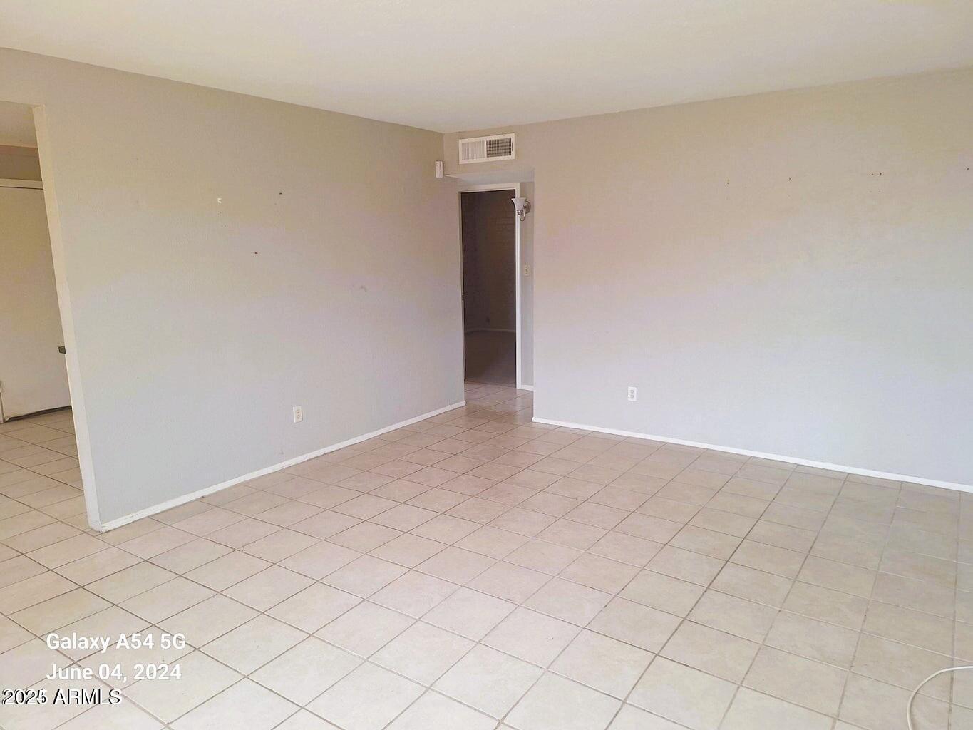 2401 N AMARILLO Street 1