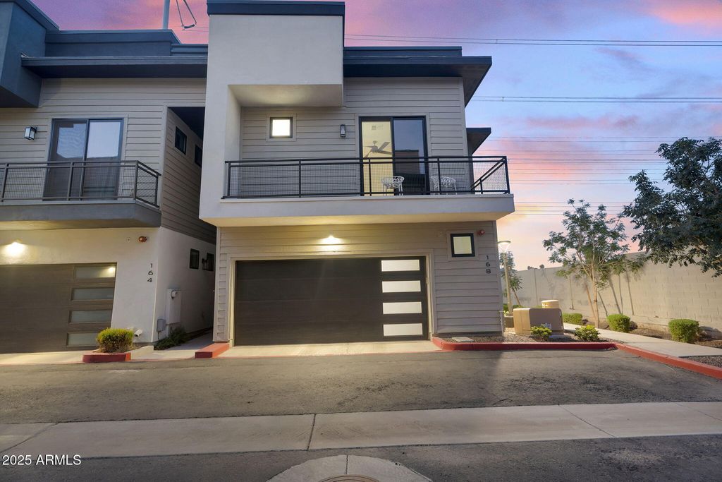 Photo of 168 E Hearne Way, Gilbert, AZ 85234 (MLS # 6922452)