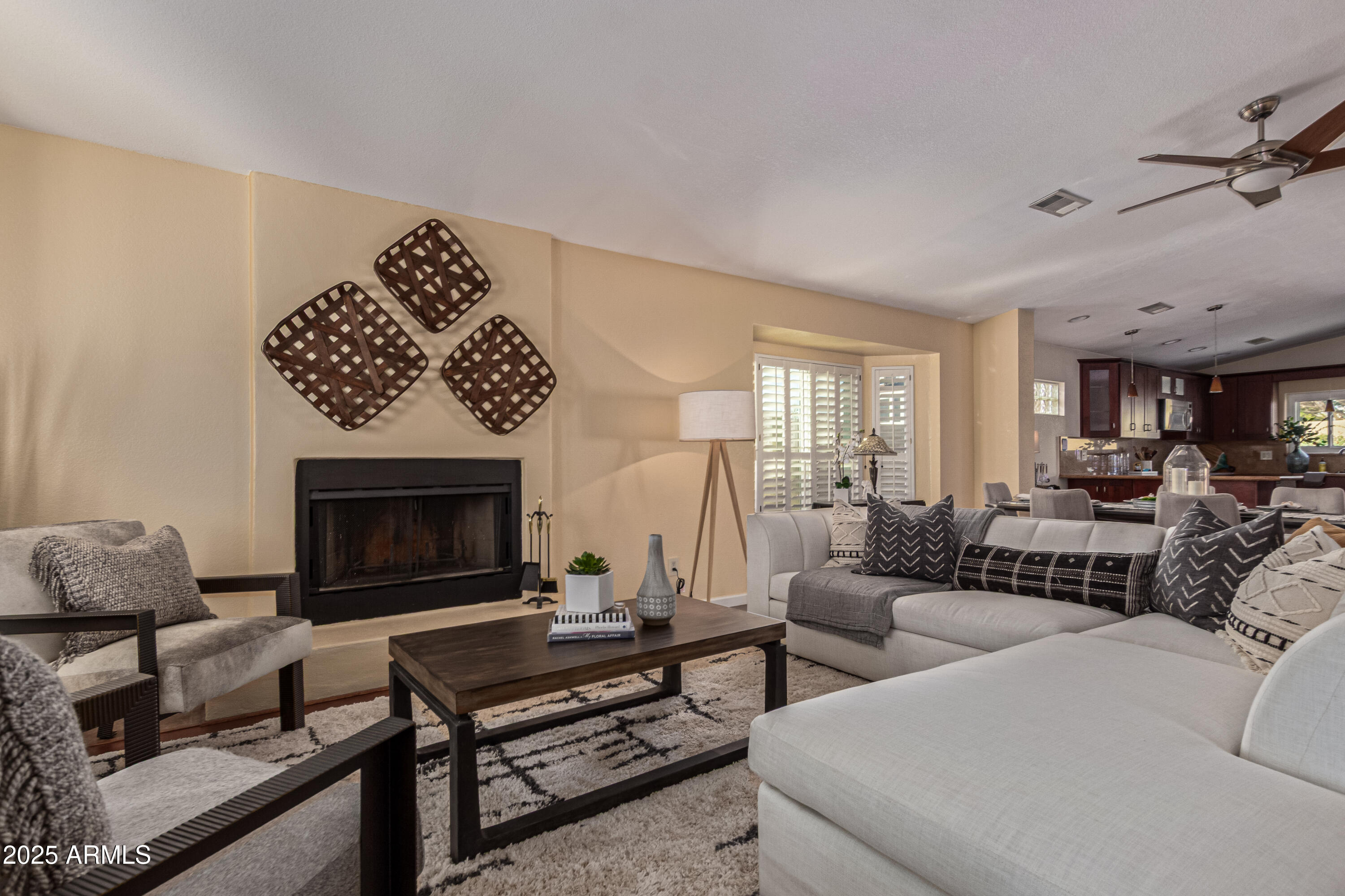 506 W SANDRA Terrace