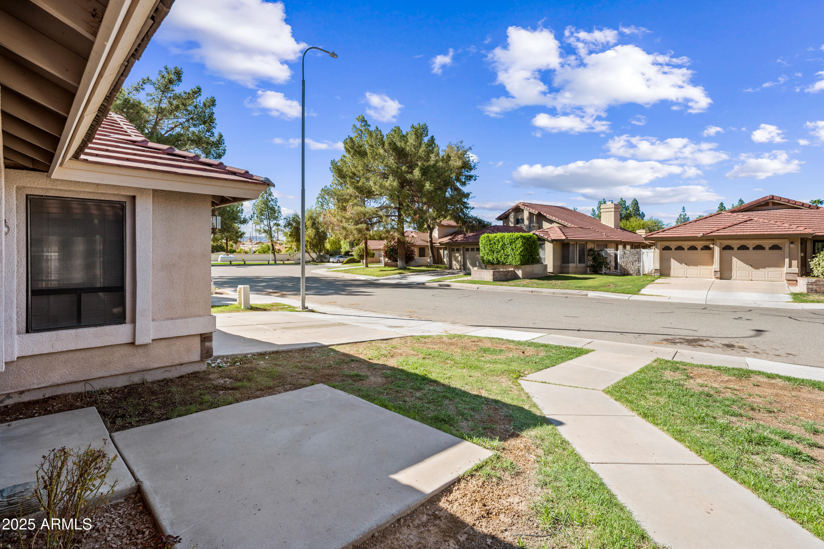 5751 W DEL RIO Street