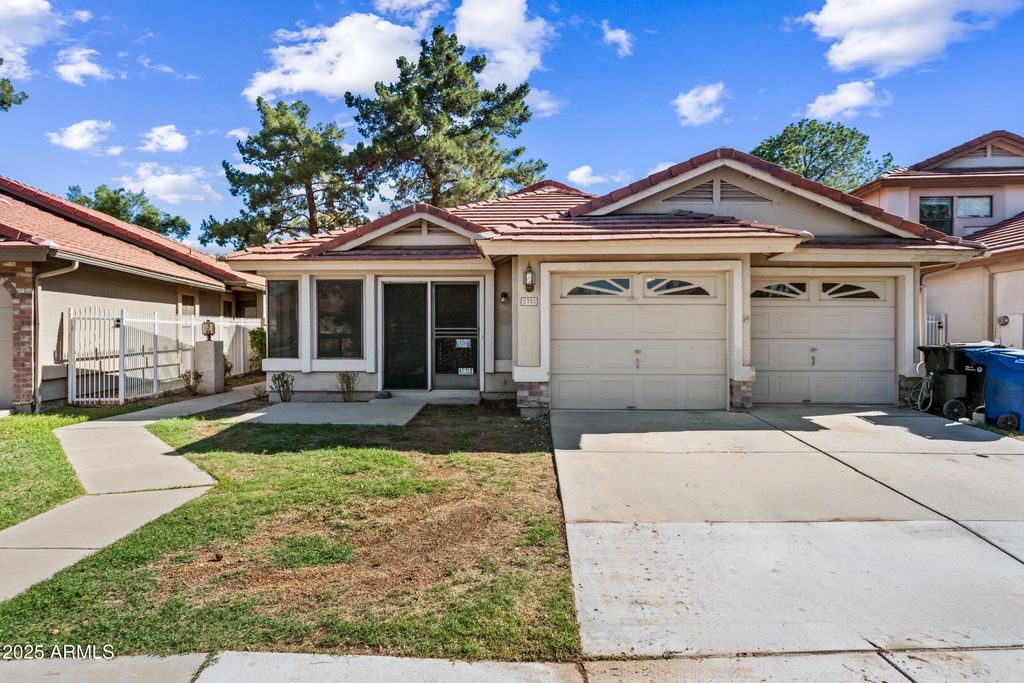 Photo of 5751 W Del Rio Street, Chandler, AZ 85226 (MLS # 6914752)