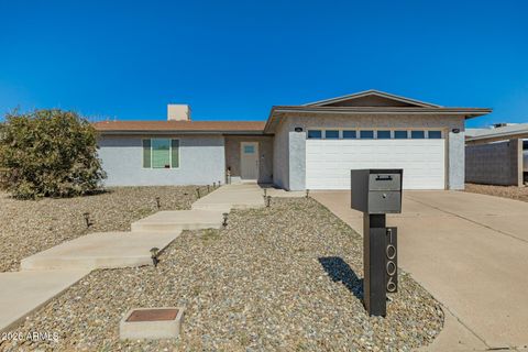 1006 W ANDERSON Drive Phoenix AZ 85023