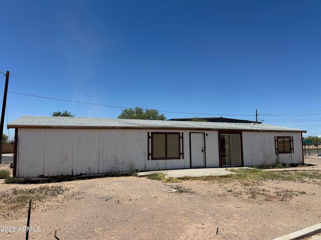 Photo of 410 W 3rd Avenue W, Casa Grande, AZ 85122 (MLS # 6901052)