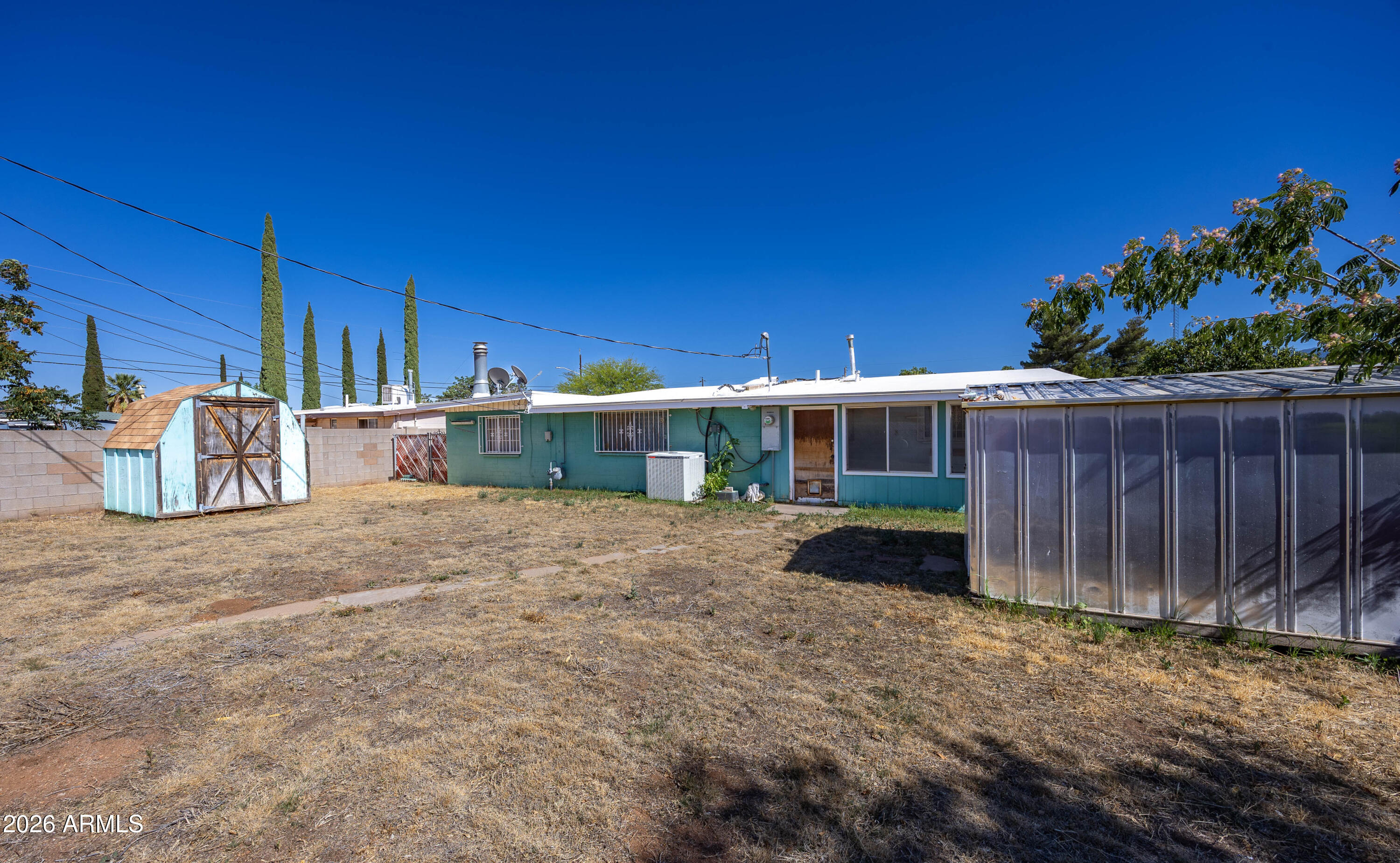 GARDEN CANYON 2 - Residential