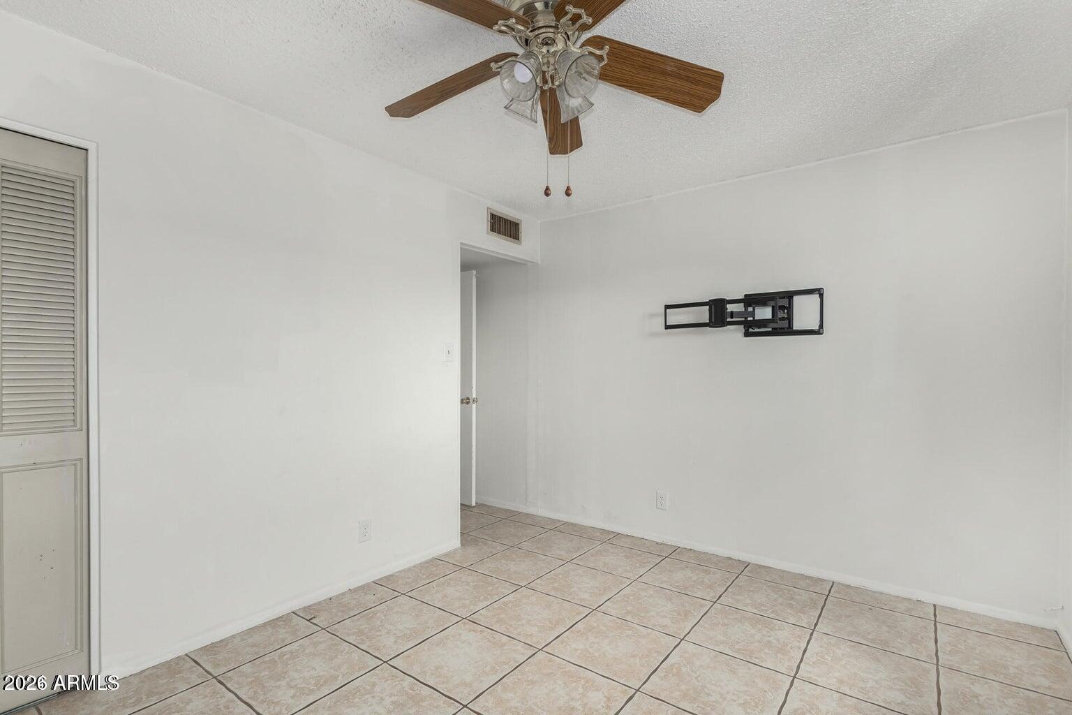 LORI HEIGHTS LOTS 289-293 - Residential