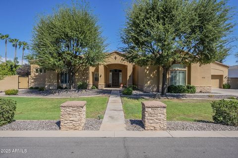 2752 E BEECHNUT Place Chandler AZ 85249