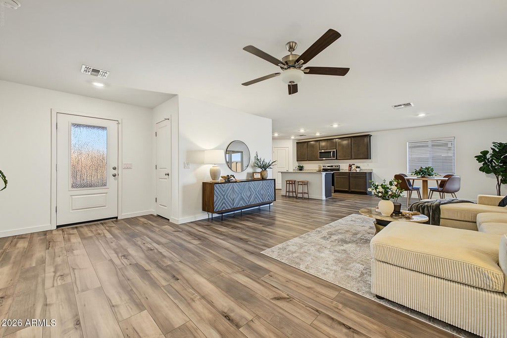 Photo of 651 W Crowned Dove Trail, Casa Grande, AZ 85122 (MLS # 7094126)