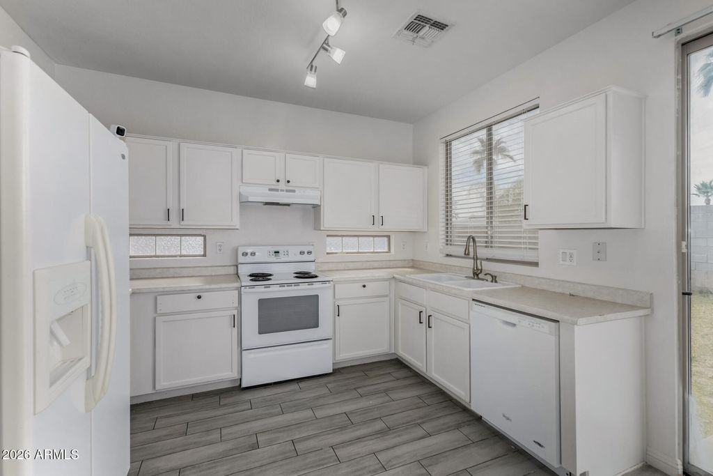 Photo of 1510 S 114th Drive, Avondale, AZ 85323 (MLS # 6978947)