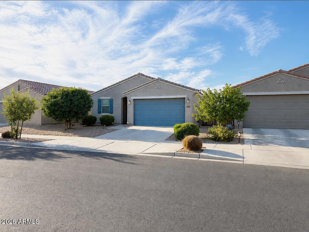 40492 W JENNA Lane