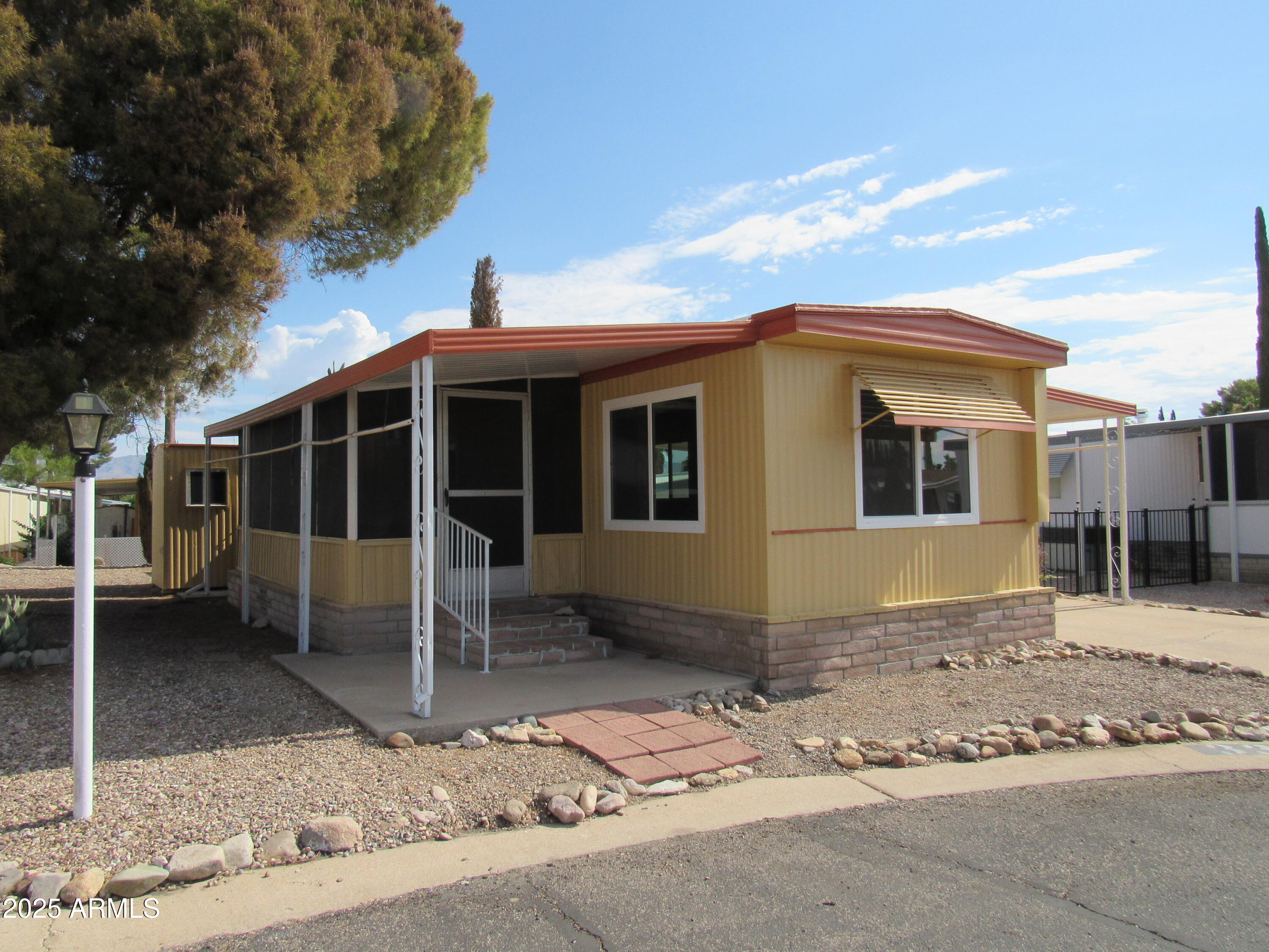 RINCON COUNTRY - Residential