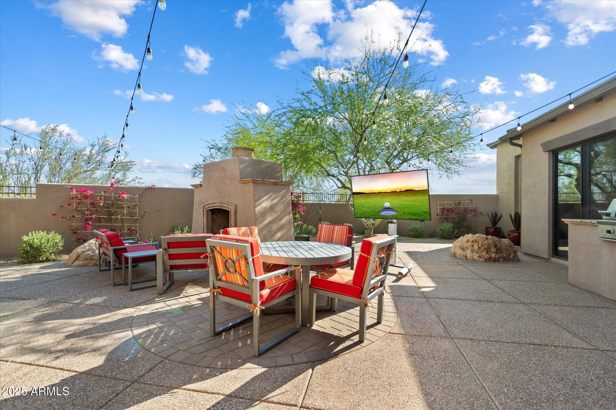 Scottsdale, Arizona, 85255, United States, 3 Bedrooms Bedrooms, ,3 BathroomsBathrooms,Residential,Active,2015227
