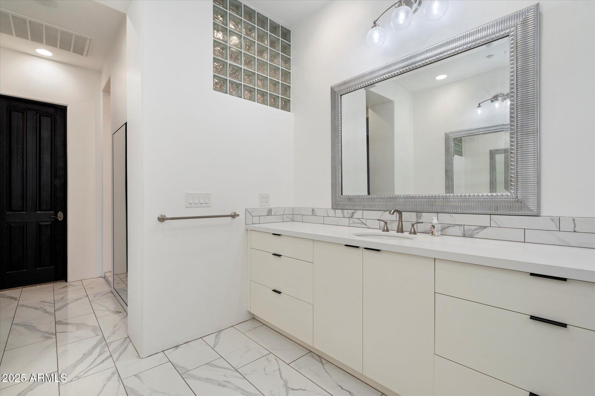 Scottsdale, Arizona, 85255, United States, 3 Bedrooms Bedrooms, ,3 BathroomsBathrooms,Residential,Active,2015227