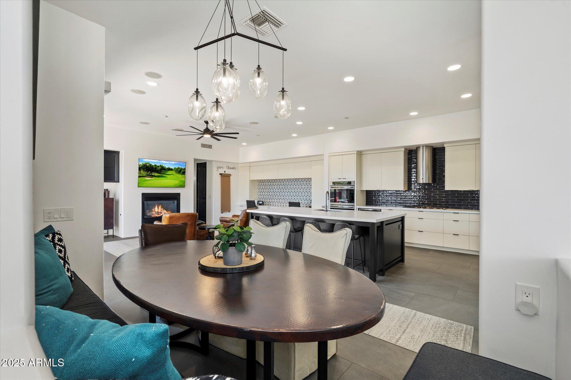 Scottsdale, Arizona, 85255, United States, 3 Bedrooms Bedrooms, ,3 BathroomsBathrooms,Residential,Active,2015227