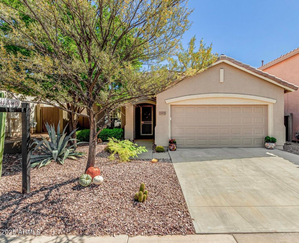 Photo of 2419 W Lewis And Clark Trail, Anthem, AZ 85086 (MLS # 6926868)
