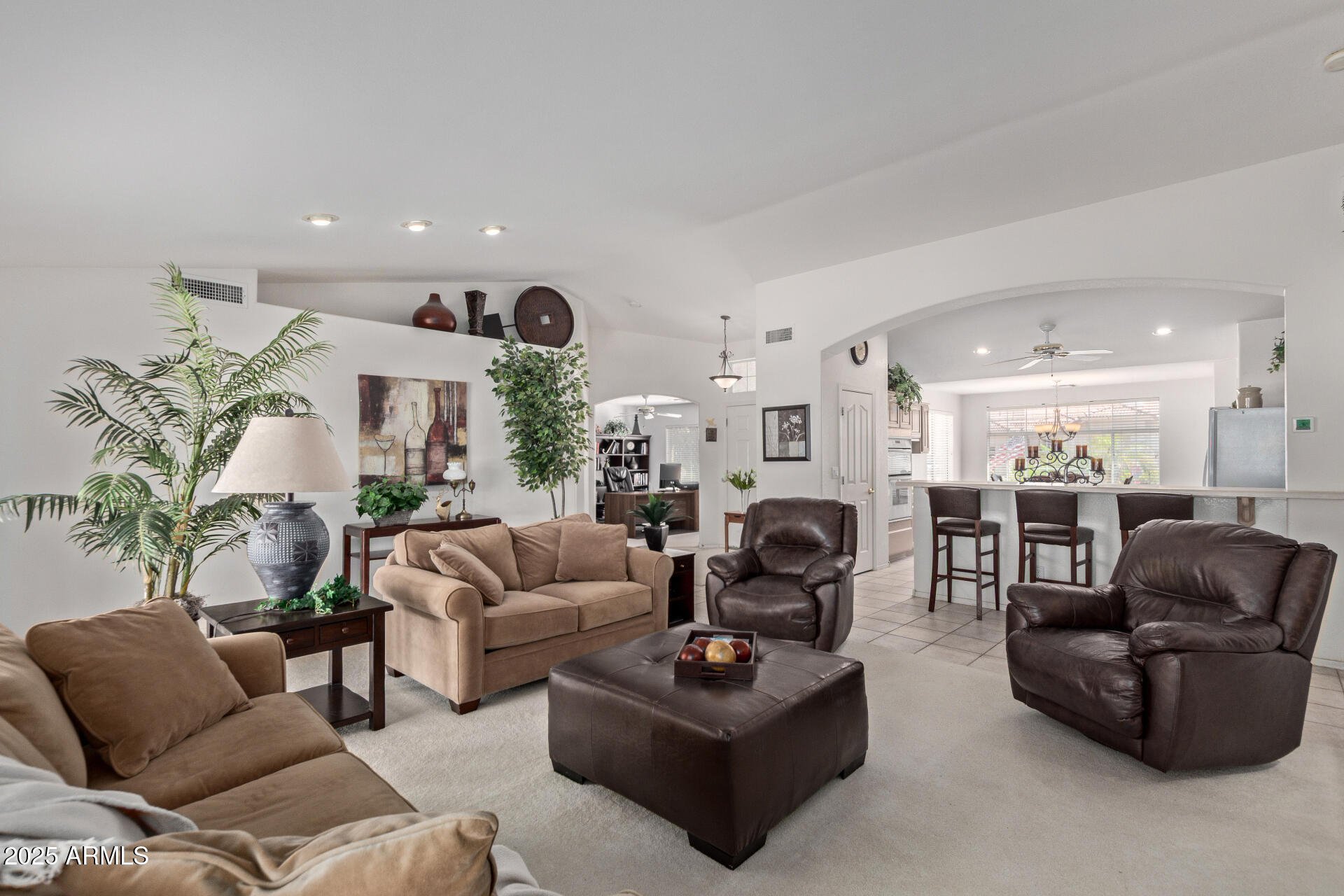 10112 E CEDAR WAXWING Drive