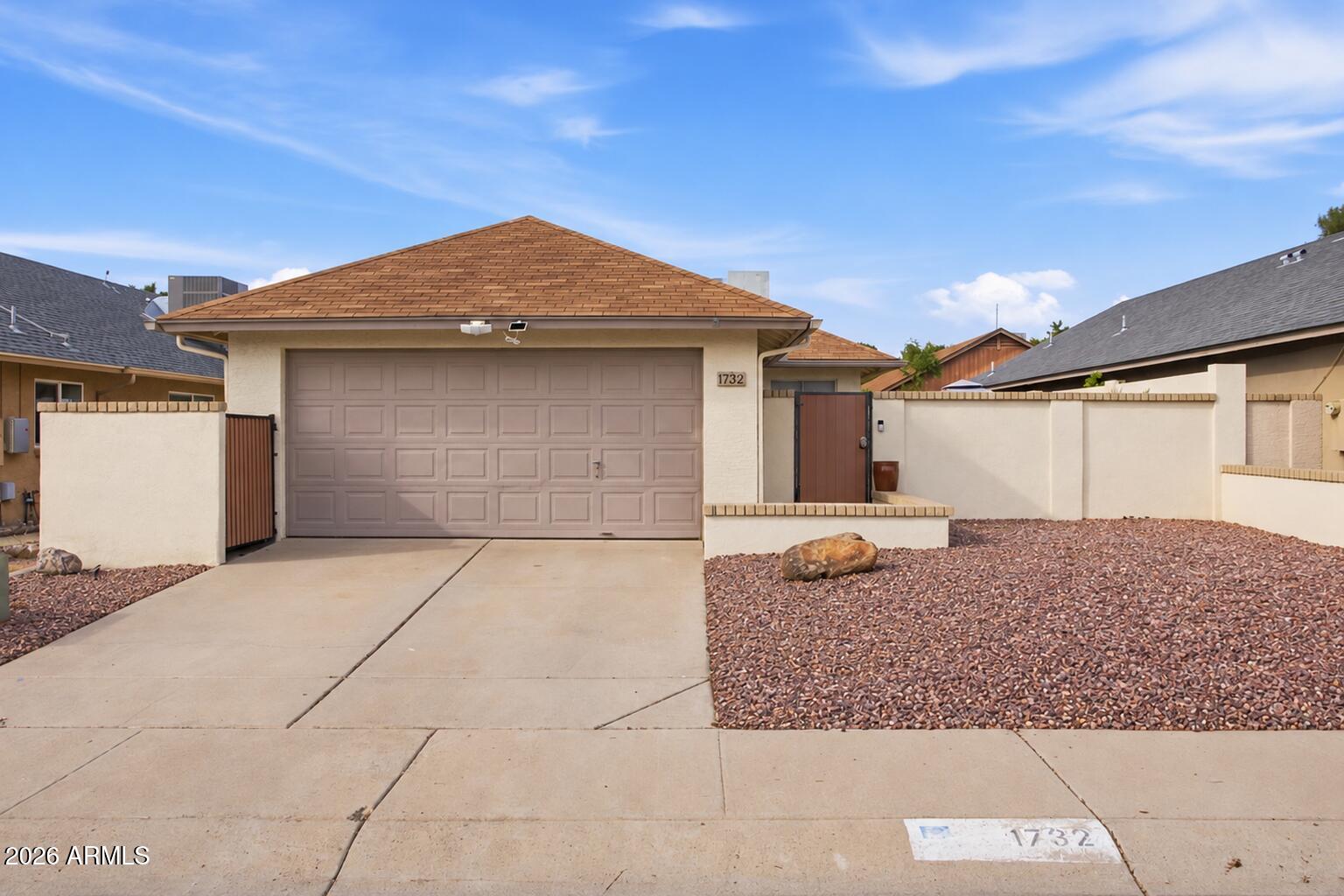 1732 E VILLA MARIA Drive