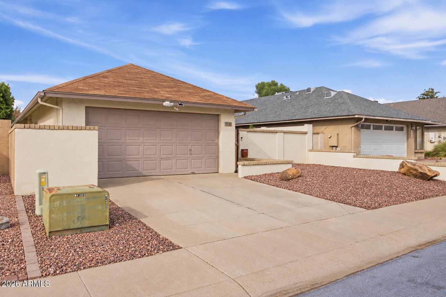 1732 E VILLA MARIA Drive