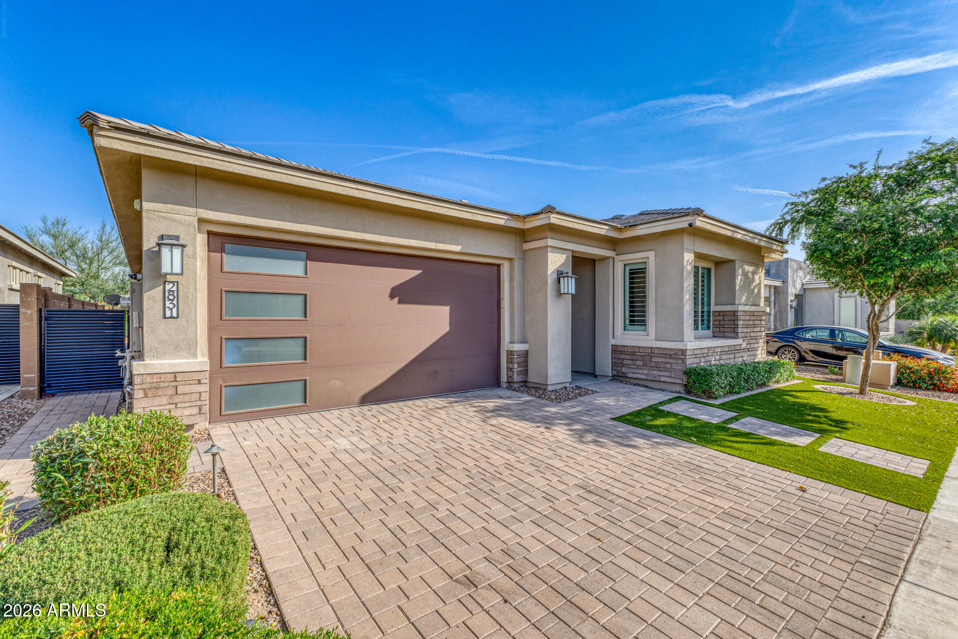 2831 E LOS GATOS Drive