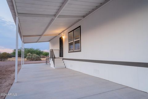 A home in Tonopah